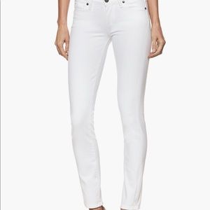 Paige white skinny jeans “Skyline Ankle Peg”